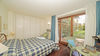 Elegant three-room apartment with private garden in Soiano del Lago