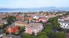 Sirmione, Colombare. Central, renovated three-room apartment for sale