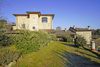 Desenzano del Garda, prestigious five-room apartment in an exclusive setting for sale